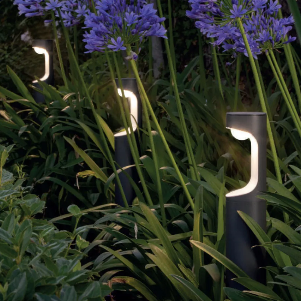 Lampioni Da Giardino-Selezionato da Mazzolaluce Lampione basso per esterno giardino grafite led 9w 40000k