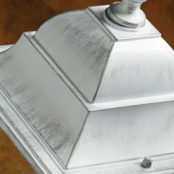 Lampioni Da Giardino-Selezionato da Mazzolaluce Lampione classico da giardino bianco argento fp