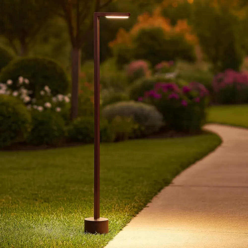 Lampioni Da Giardino-Selezionato da Mazzolaluce Lampione 95cm design da giardino corten anti salsedine led