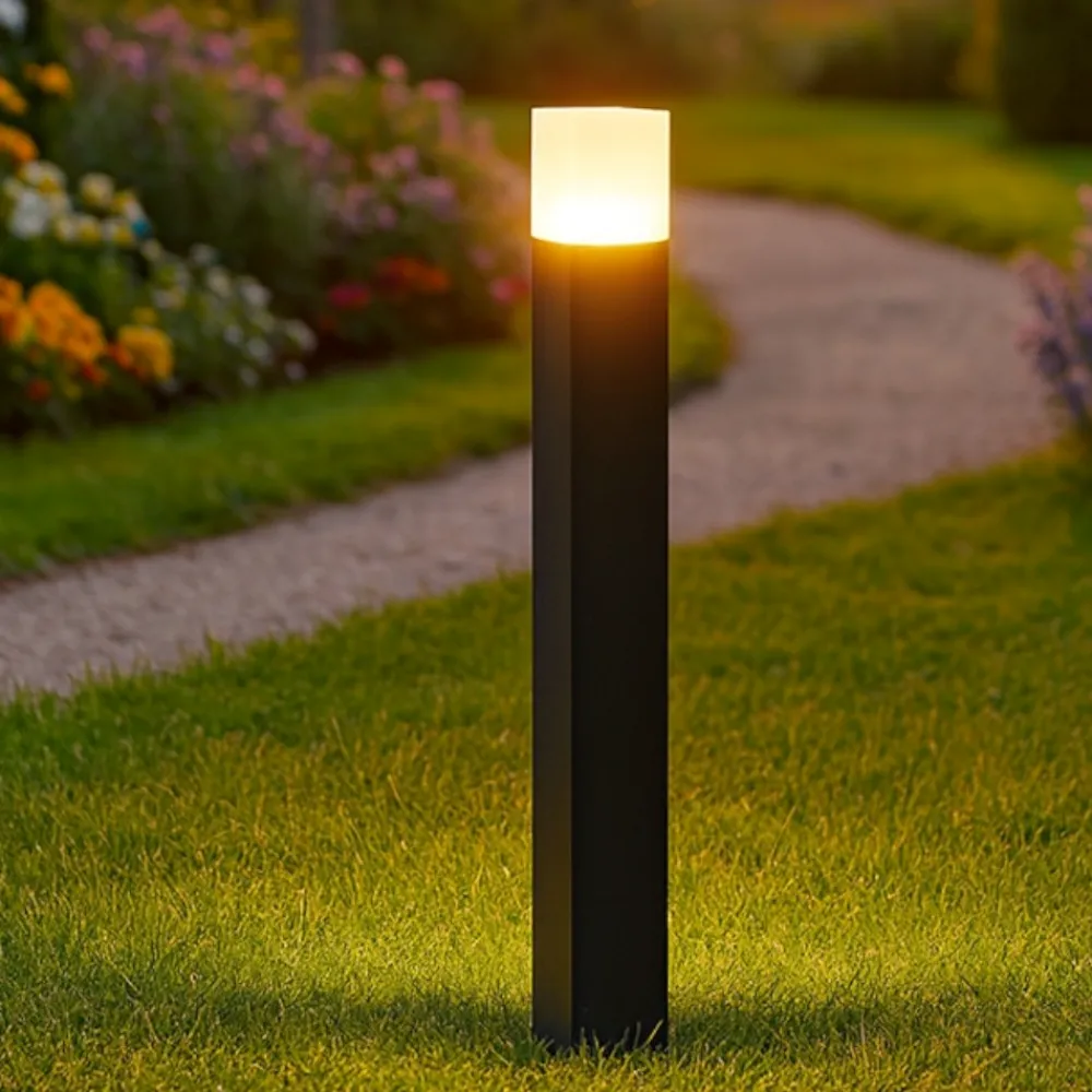Lampioni Da Giardino-Selezionato da Mazzolaluce Lampione da esterno moderno grigio antracite