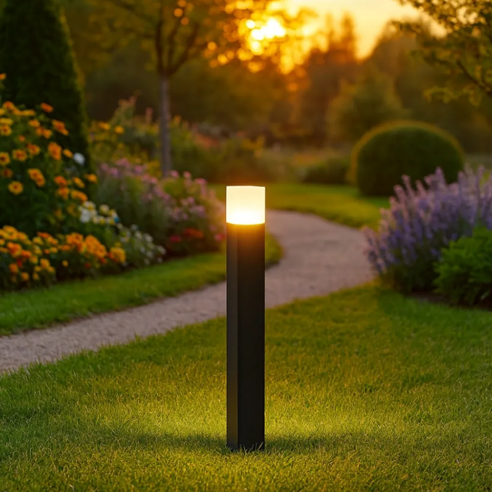 Lampioni Da Giardino-Selezionato da Mazzolaluce Lampione da esterno moderno grigio antracite