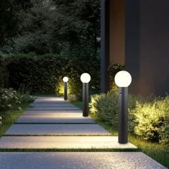 Lampioni Da Giardino-Selezionato da Mazzolaluce Lampione da giardino con sensore di movimento crepuscolare antracite