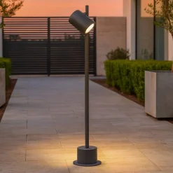 Lampioni Da Giardino-Selezionato da Mazzolaluce Lampione da giardino grafite led 13w 3000k orientabile ip65