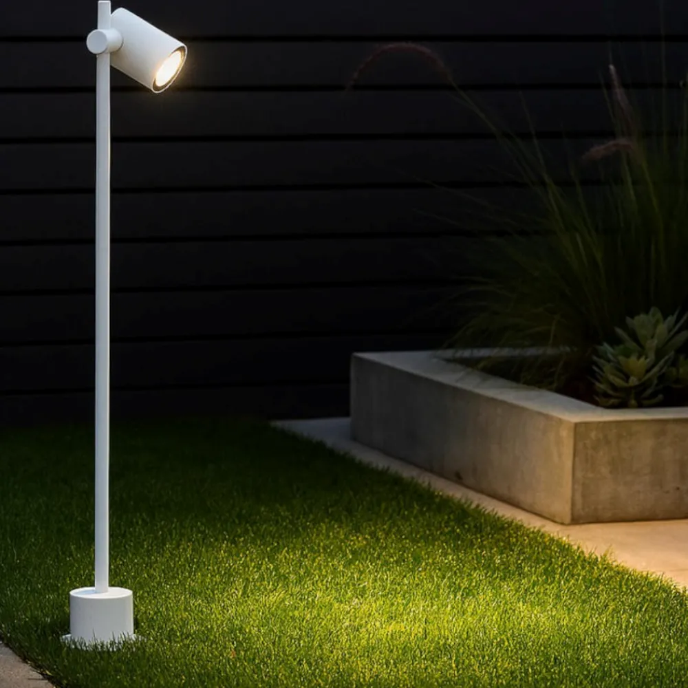Lampioni Da Giardino-Selezionato da Mazzolaluce Lampione da giardino moderno bianco orientabile led 13w 3000k
