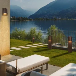 Lampioni Da Giardino-Selezionato da Mazzolaluce Lampione marrone da giardino design moderno fp