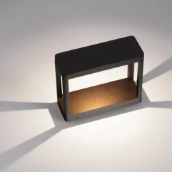 Lampioni Da Giardino-Selezionato da Mazzolaluce Lampione moderno da giardino nero led 8w 3000k squadrato