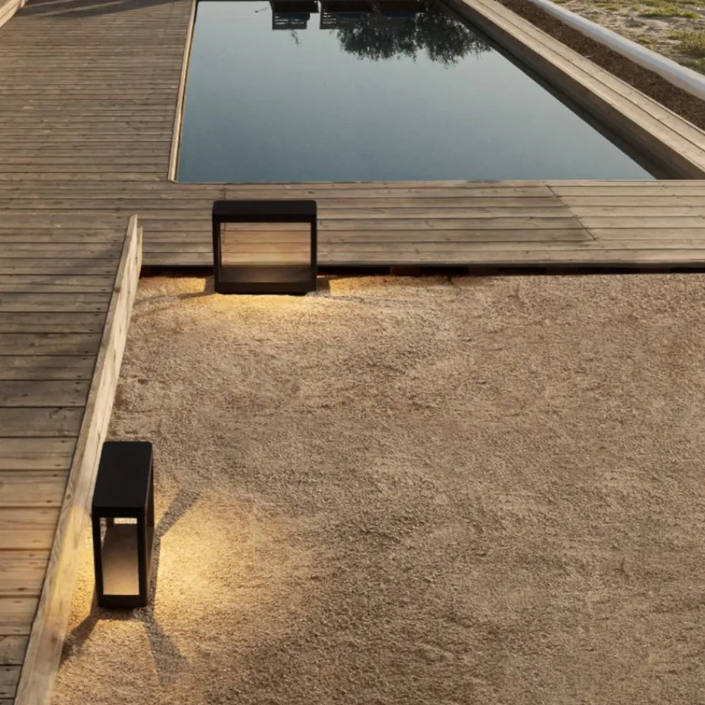 Lampioni Da Giardino-Selezionato da Mazzolaluce Lampione moderno da giardino nero led 8w 3000k squadrato
