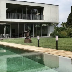 Lampioni Da Giardino-Selezionato da Mazzolaluce Lampione moderno da giardino h65 cm dalla forma tubolare