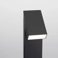 Lampioni Da Giardino-Selezionato da Mazzolaluce Lampione moderno nero led 6w 3000k giardino