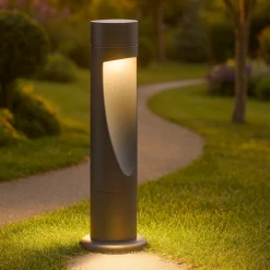 Lampioni Da Giardino-Selezionato da Mazzolaluce Lampione moderno per giardino grafite led 15w 4000k ip66