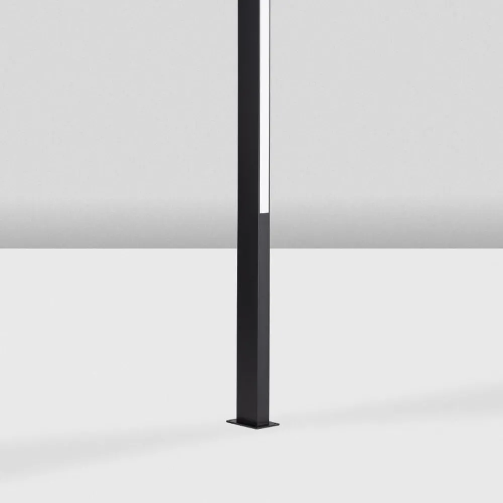Lampioni Da Giardino-Selezionato da Mazzolaluce Lampione nero alto per giardini led 23w 3000k design moderno rettangolare
