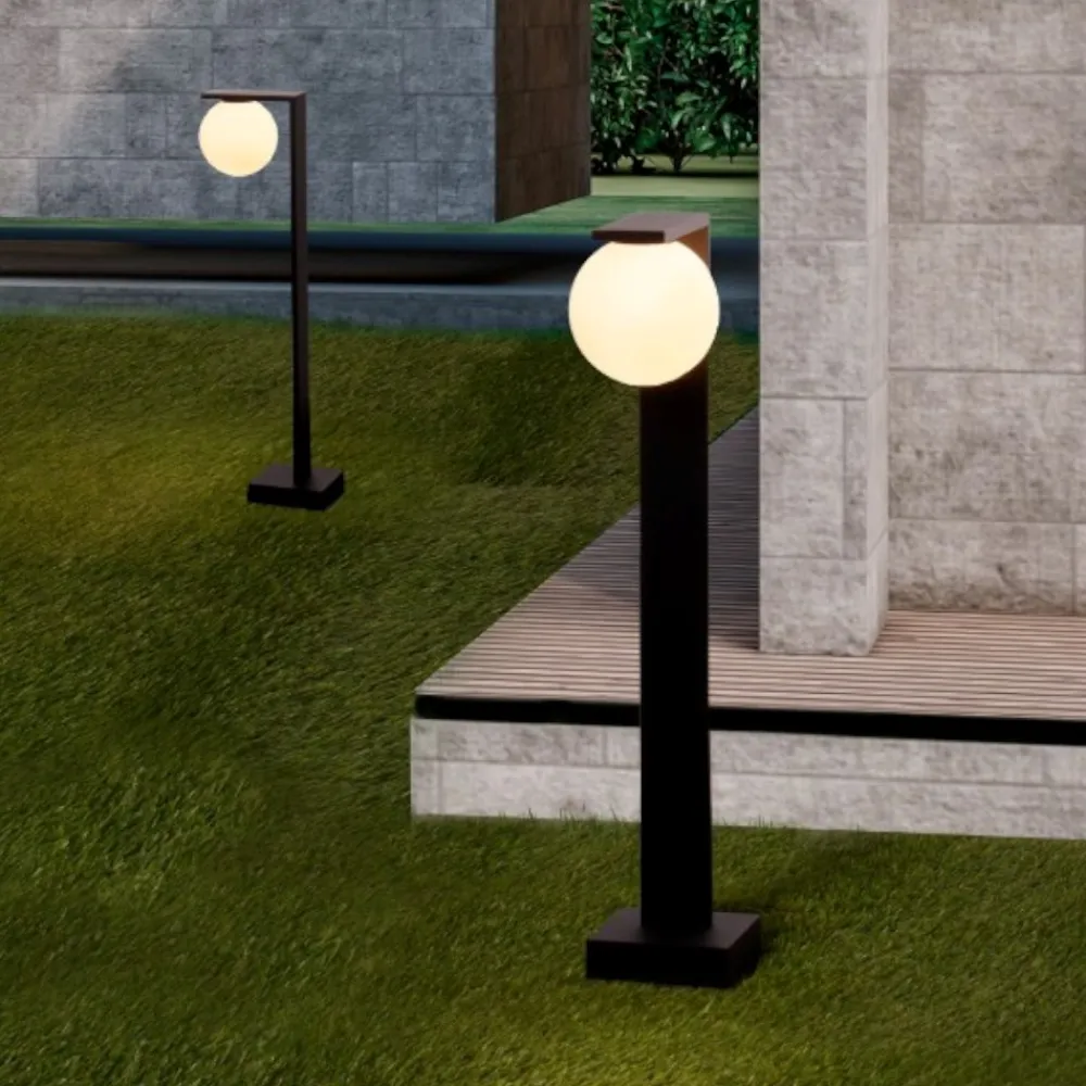 Lampioni Da Giardino-Selezionato da Mazzolaluce Lampione nero per esterni sfera vetro bianco moderno led 8w 3000k
