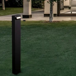 Lampioni Da Giardino-Selezionato da Mazzolaluce Lampione nero per giardino led 3000k rettangolare moderno