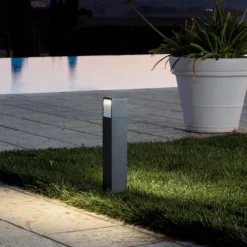 Lampioni Da Giardino-Selezionato da Mazzolaluce Lampione per esterni moderno grafite led 13w 3000k ip65