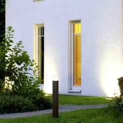 Lampioni Da Giardino-Selezionato da Mazzolaluce Lampione per giardino moderno antracite forma quadrata