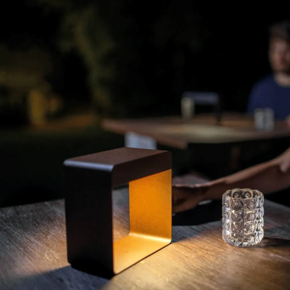 Abat Jour-Linea Light dama lampada da comodino marrone led 3000k portatile