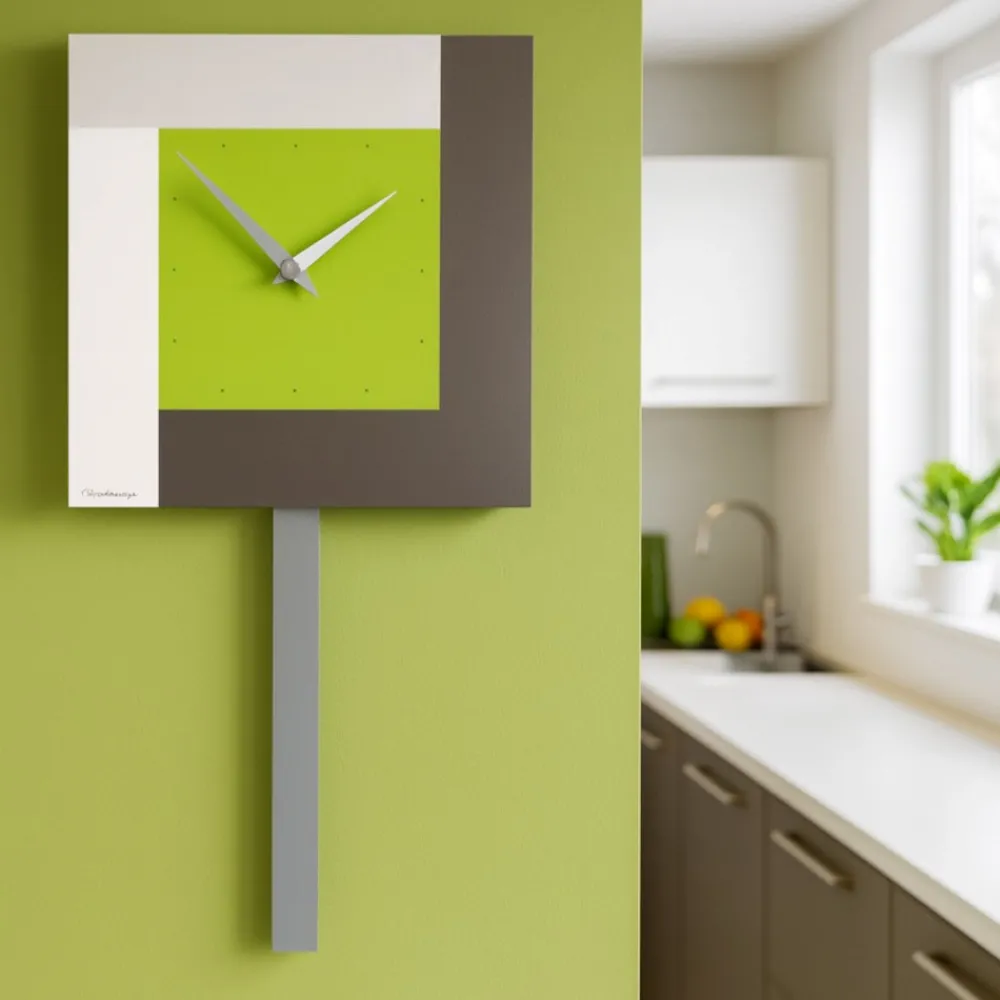 Orologi Da Parete Moderni-Selezionato da Mazzolaluce Moderno orologio a pendolo da muro stripes verde mela