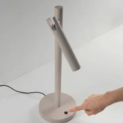 Lampade Da Tavolo-Ondaluce lampada da tavolo teddy tortora moderna led 3000k dimmerabile