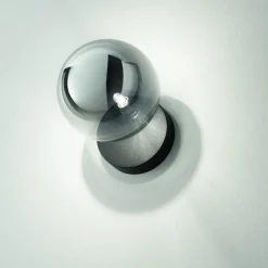 Applique Camera Da Letto-Ondaluce pallina applique camera da letto nera sfera vetro trasparente