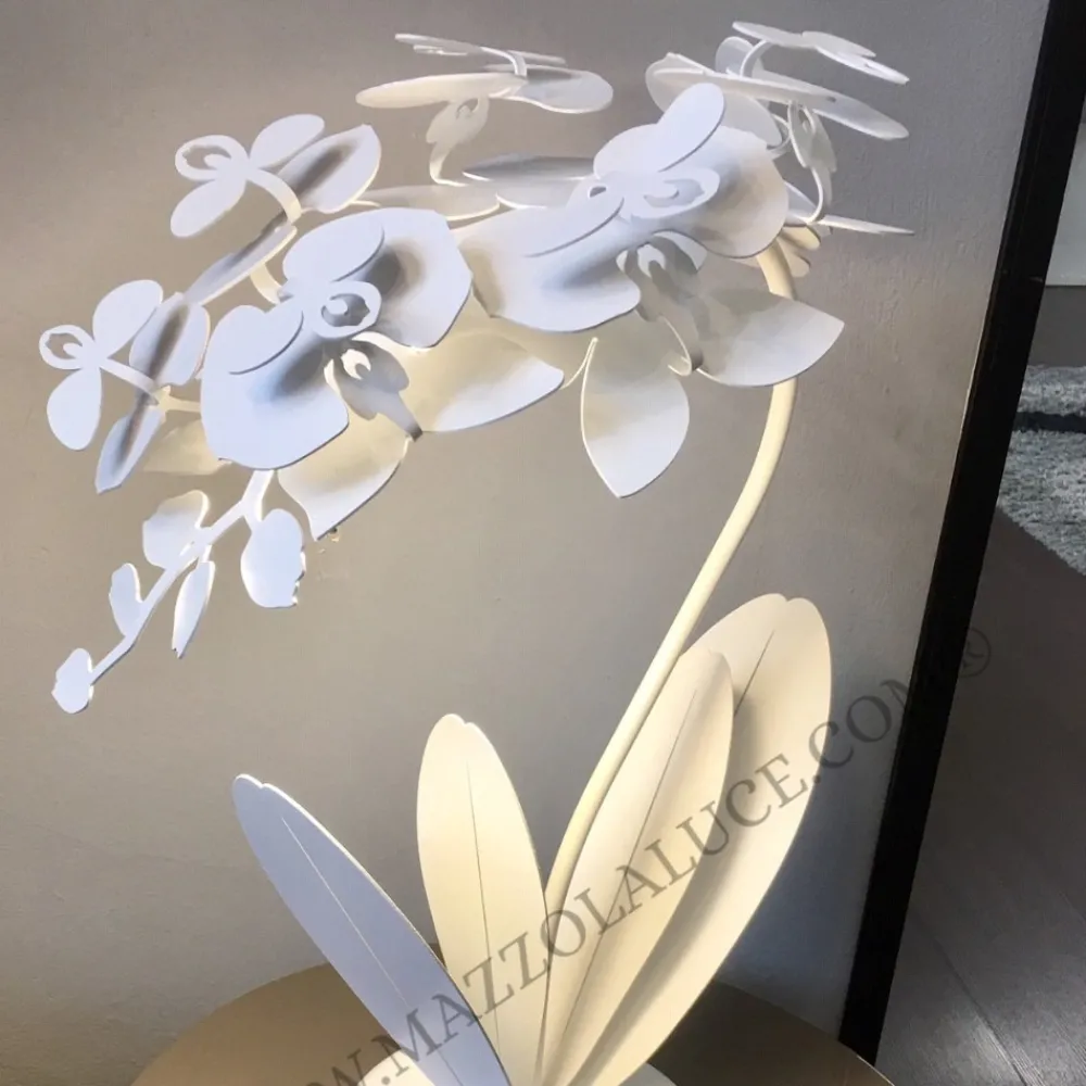 Lampade Da Tavolo-Selezionato da Mazzolaluce Orchidea lampada da tavolo bianca design moderna