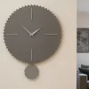 Orologi Da Parete Moderni-Selezionato da Mazzolaluce Orologio con pendolo da parete in legno grigio quarzo