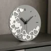 Soprammobili Moderni-Selezionato da Mazzolaluce Orologio da comodino moderno cuori grigio fp