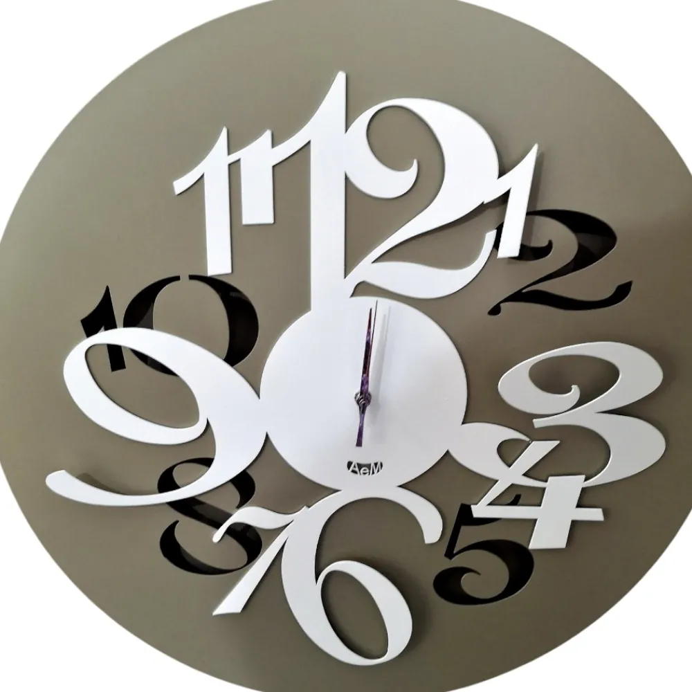 Orologi Da Parete Moderni-Selezionato da Mazzolaluce Orologio da muro design moderno sabbia bianco