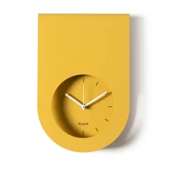 Orologi Da Parete Moderni-Selezionato da Mazzolaluce Orologio da muro giallo ocra design moderno