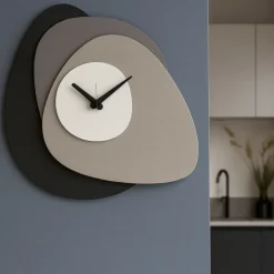 Orologi Da Parete Moderni-Selezionato da Mazzolaluce Orologio da muro moderno design ondulato nero fango e bianco