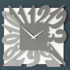 Orologi Da Parete Moderni-Selezionato da Mazzolaluce Orologio da muro quadrato moderno design grigio