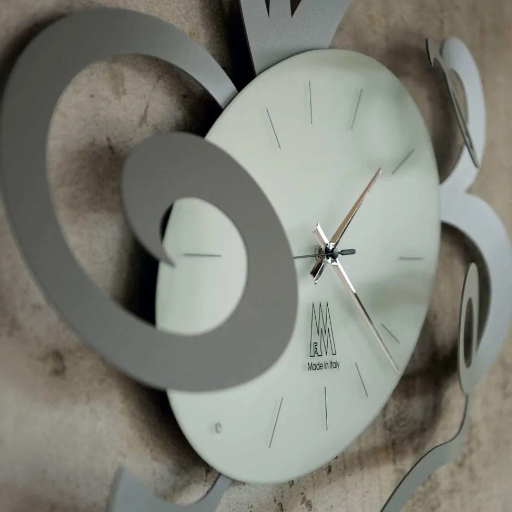 Orologi Da Parete Moderni-Selezionato da Mazzolaluce Orologio da parete alluminio moderno ovale