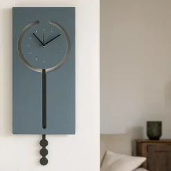 Orologi Da Parete Moderni-Selezionato da Mazzolaluce Orologio da parete a pendolo design moderno petrolio e nero