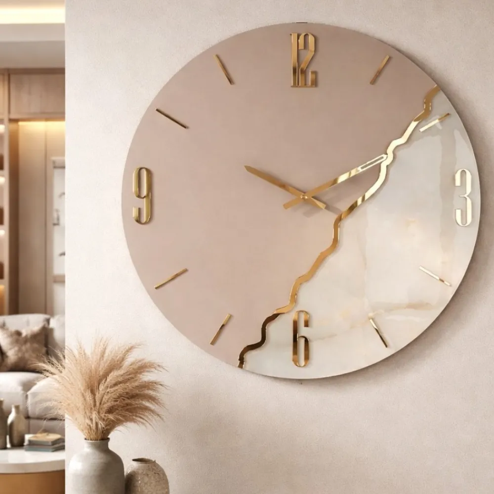 Orologi Da Parete Moderni-Selezionato da Mazzolaluce Orologio da parete 70 cm rotondo legno tortora resina effett marmo oro