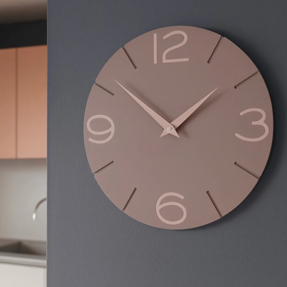 Orologi Da Parete Moderni-Selezionato da Mazzolaluce Orologio da parete grigio prugna forma rotonda moderno