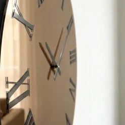 Orologi Da Parete Moderni-Selezionato da Mazzolaluce Orologio da parete in vetro bronzo 80cm rotondo per soggiorno