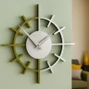Orologi Da Parete Moderni-Selezionato da Mazzolaluce Orologio da parete legno colore verde oliva