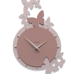 Orologi Da Parete Moderni-Selezionato da Mazzolaluce Orologio da parete legno colore rosa nuvola