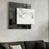Orologi Da Parete Moderni-Selezionato da Mazzolaluce Orologio da parete lux specchio resina 73x60 design squadrato