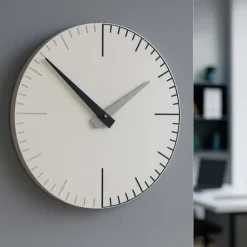 Orologi Da Parete Moderni-Selezionato da Mazzolaluce Orologio da parete moderno bianco nero grigio moderno
