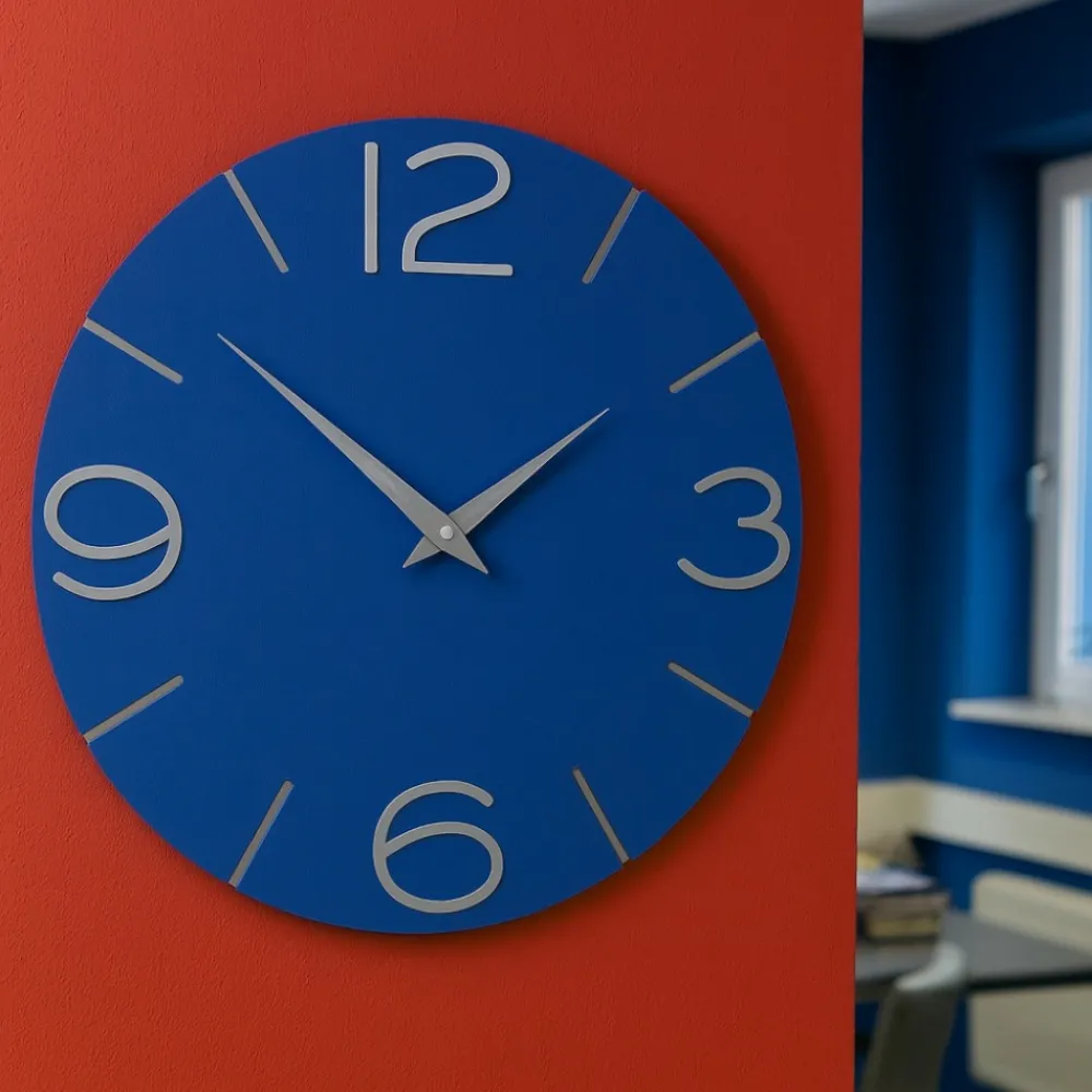 Orologi Da Parete Moderni-Selezionato da Mazzolaluce Orologio da parete moderno blu elettrico