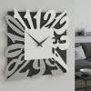 Orologi Da Parete Moderni-Selezionato da Mazzolaluce Orologio da parete moderno design quadrato bianco nero