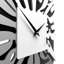 Orologi Da Parete Moderni-Selezionato da Mazzolaluce Orologio da parete moderno design quadrato bianco nero