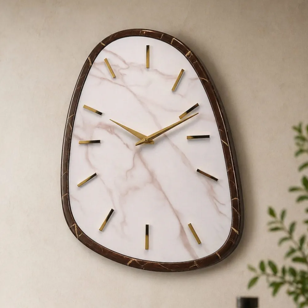 Orologi Da Parete Moderni-Selezionato da Mazzolaluce Orologio da parete moderno effetto marmo chiaro e foglia oro