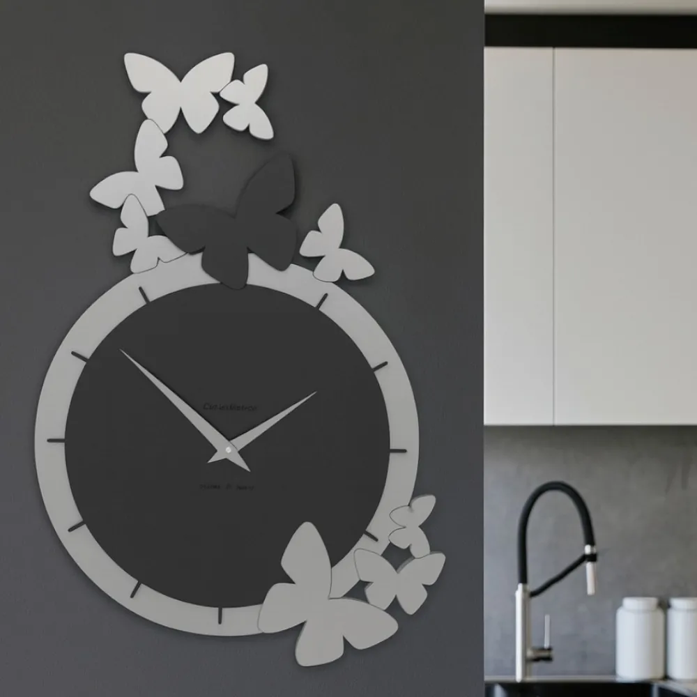 Orologi Da Parete Moderni-Selezionato da Mazzolaluce Orologio da parete moderno farfalle legno nero-grigio
