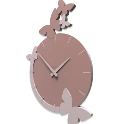 Orologi Da Parete Moderni-Selezionato da Mazzolaluce Orologio da parete moderno farfalle legno colore rosa nuvola