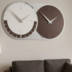 Orologi Da Parete Moderni-Selezionato da Mazzolaluce Orologio da parete moderno fusi orari 2 rovere wengé bianco grigio