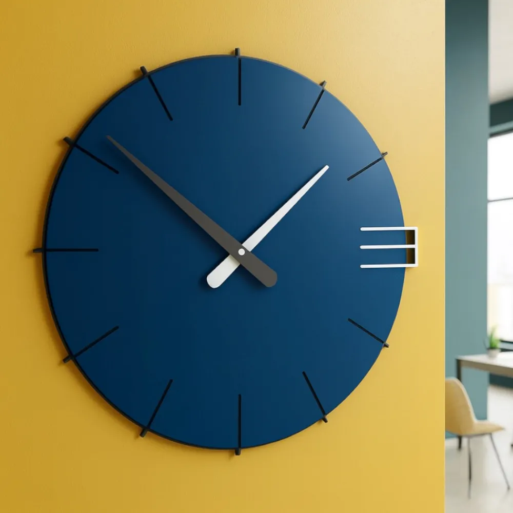 Orologi Da Parete Moderni-Selezionato da Mazzolaluce Orologio da parete moderno legno colore blu elettrico