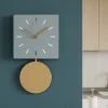 Orologi Da Parete Moderni-Selezionato da Mazzolaluce Orologio da parete moderno quadrato verde pendolo dorato