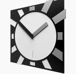 Orologi Da Parete Moderni-Selezionato da Mazzolaluce Orologio da parete nero bianco in legno moderno
