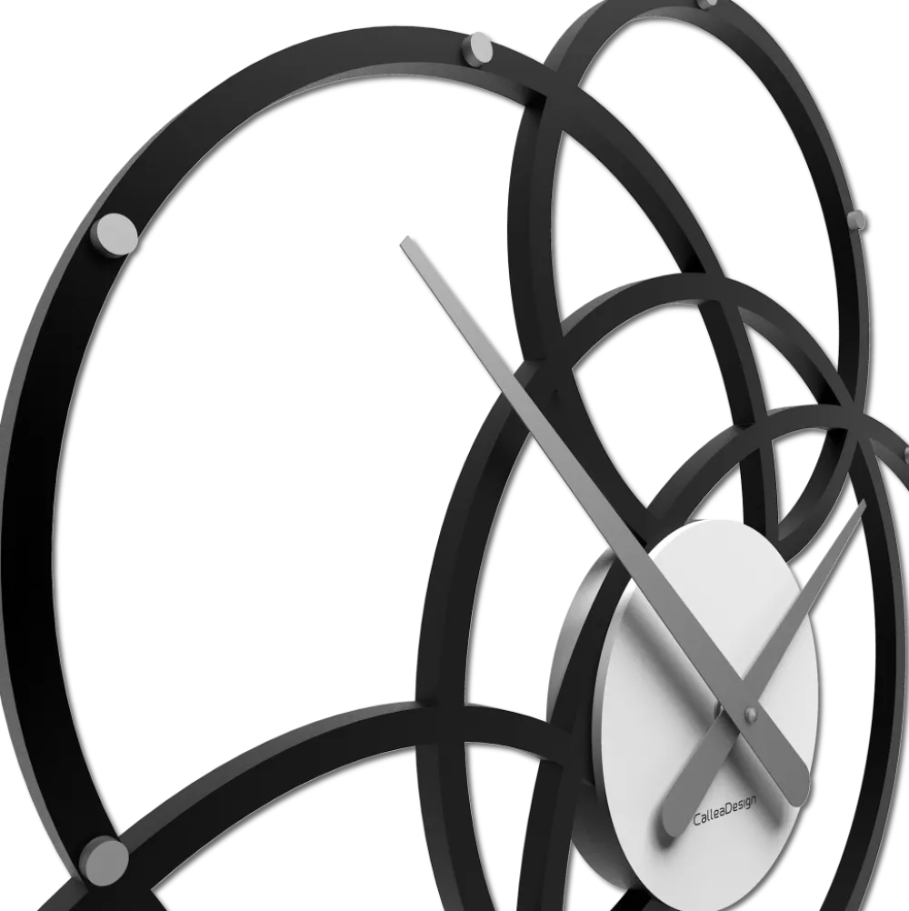 Orologi Da Parete Moderni-Selezionato da Mazzolaluce Orologio da parete nero e grigio moderno cerchi in legno